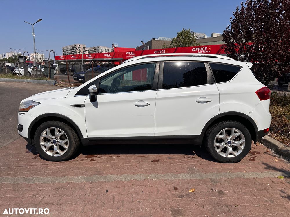 Ford Kuga 2.0 TDCi 4WD Titanium - 5