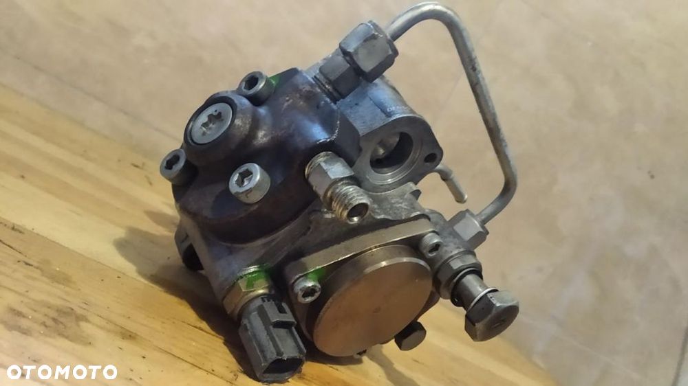 POMPA WTRYSKOWA SUBARU LEGACY V 2940001080 - 1