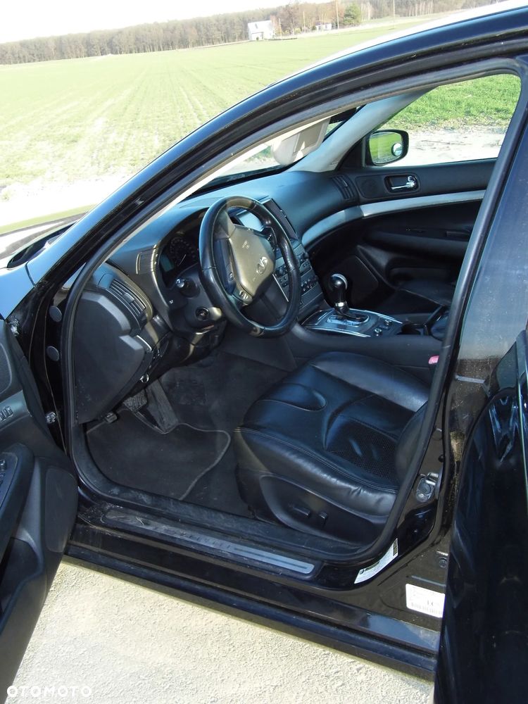 Infiniti G G37 AWD - 16
