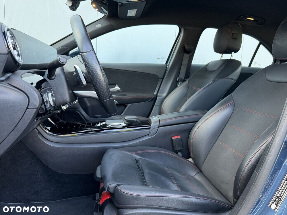 Mercedes-Benz Klasa A 180 AMG Line 7G-DCT - 14