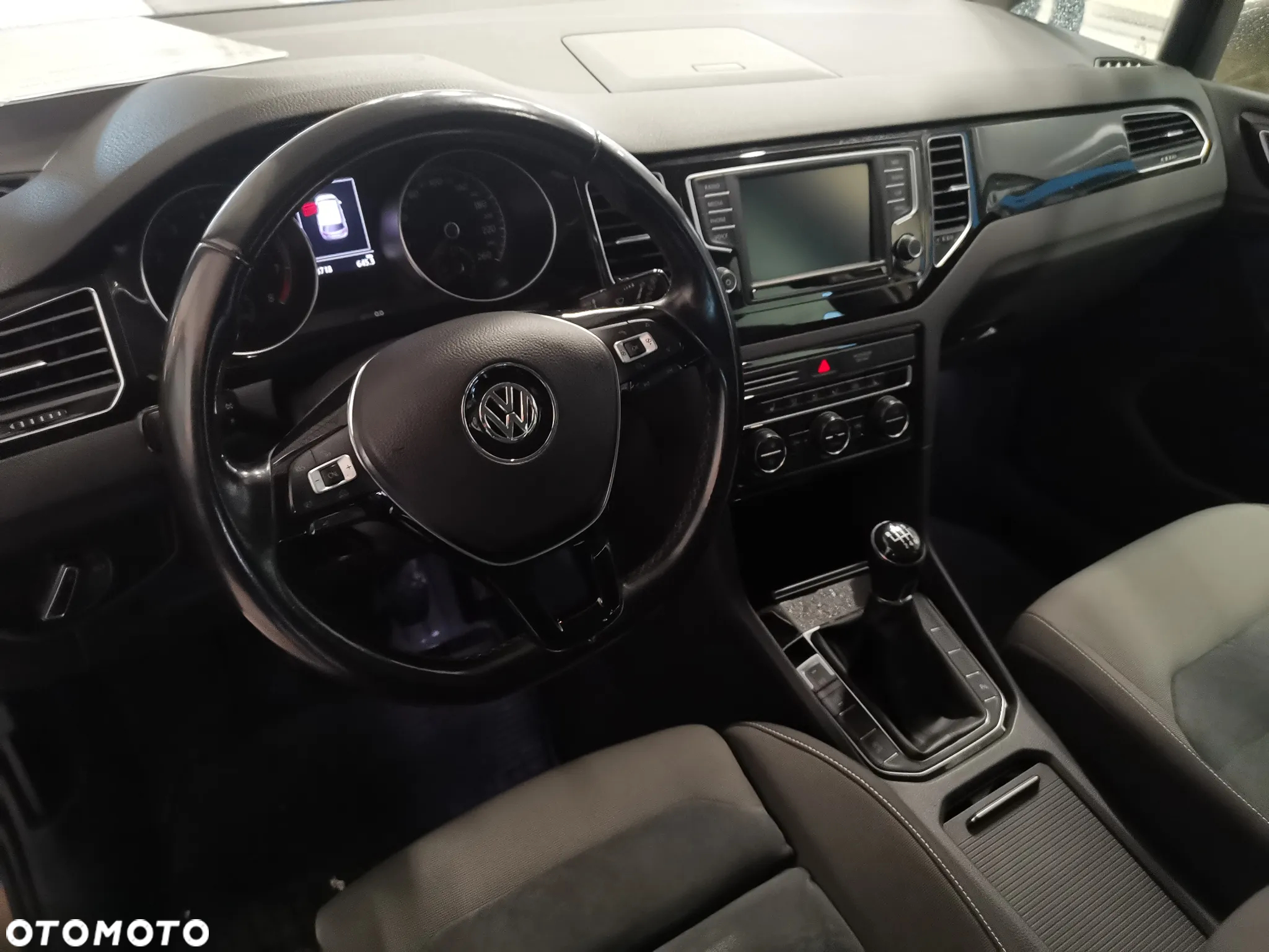Volkswagen Golf Sportsvan VII SV 1.4 TSI BMT Highline - 13