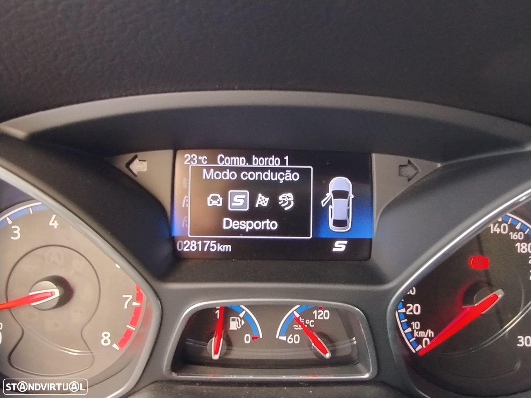 Ford Focus 2.3 EcoBoost RS - 55