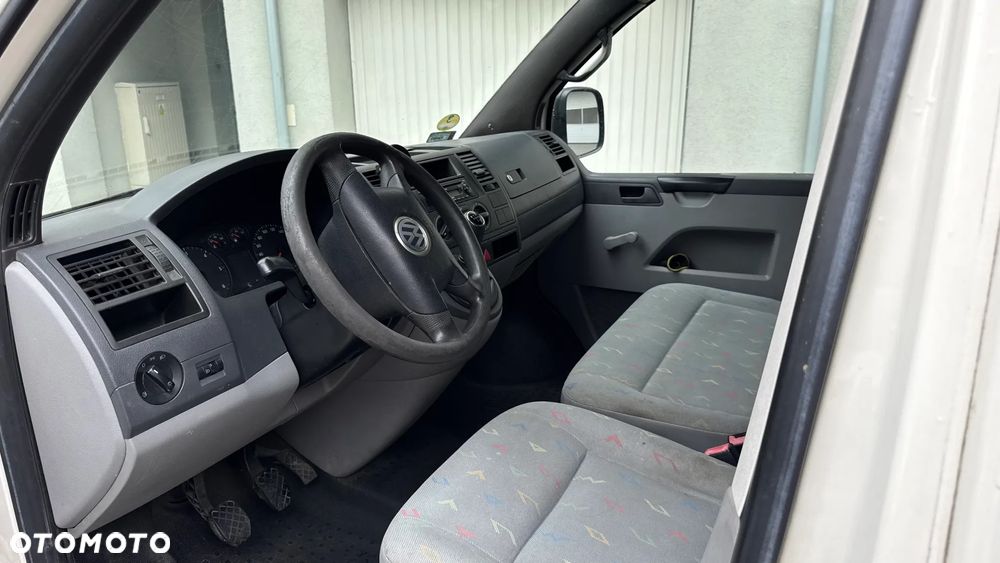 Volkswagen Transporter T5 TDI L1H1 - 5