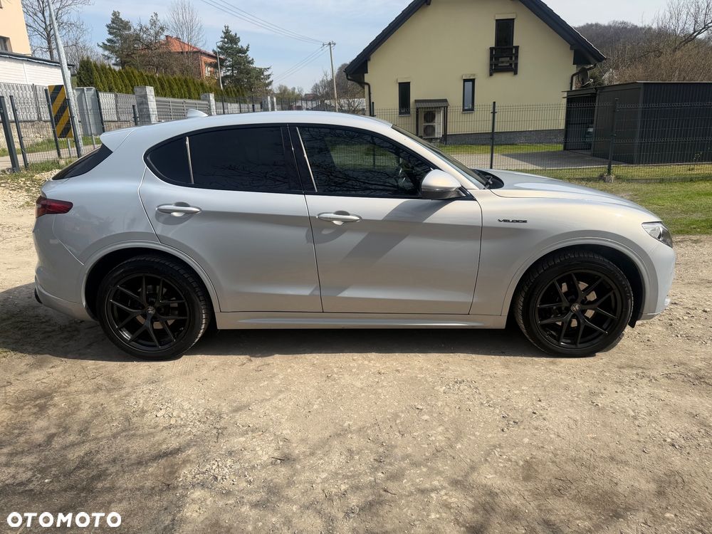 Alfa Romeo Stelvio 2.0 Turbo Veloce Q4 - 6