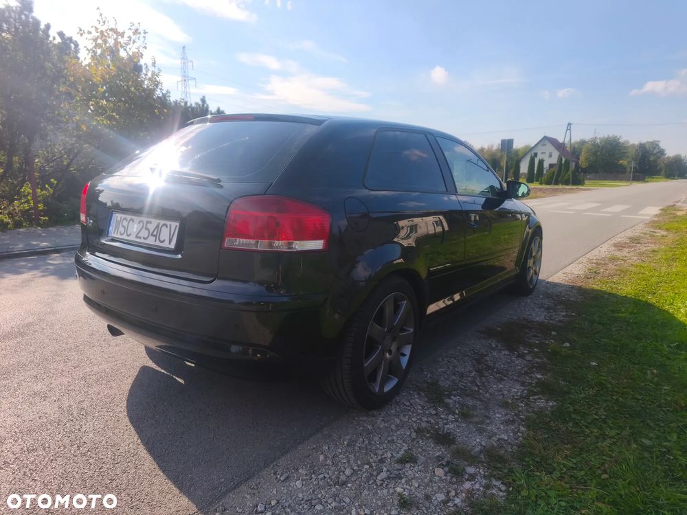 Audi A3 3-drzwiowe 1.6 Ambition - 15