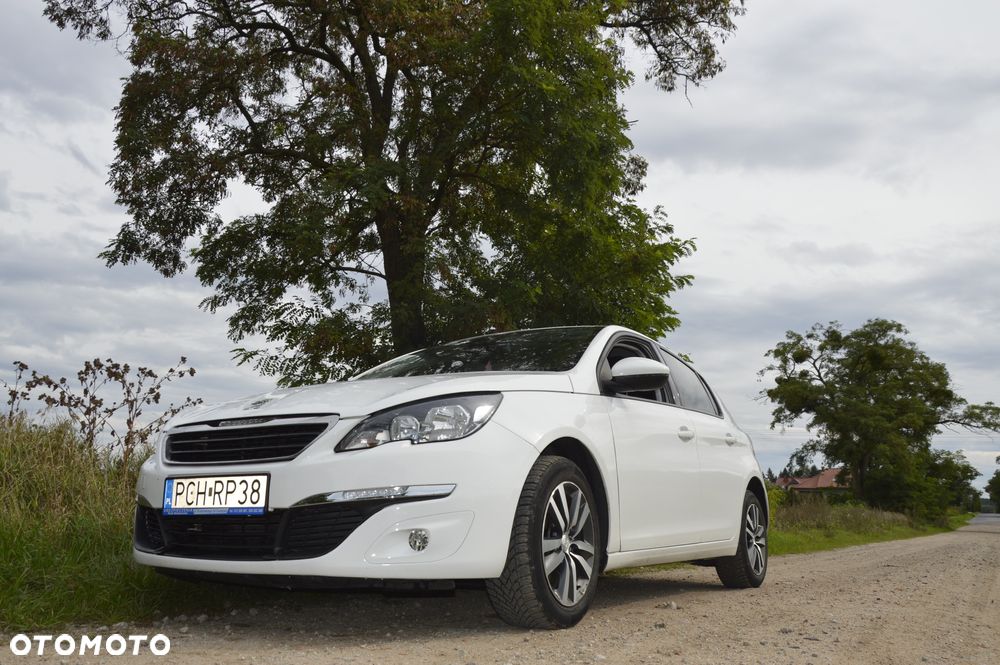 Peugeot 308 - 1