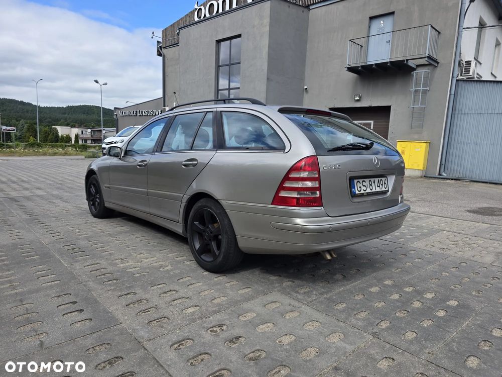 Mercedes-Benz Klasa C 220 T CDI Avantgarde - 8