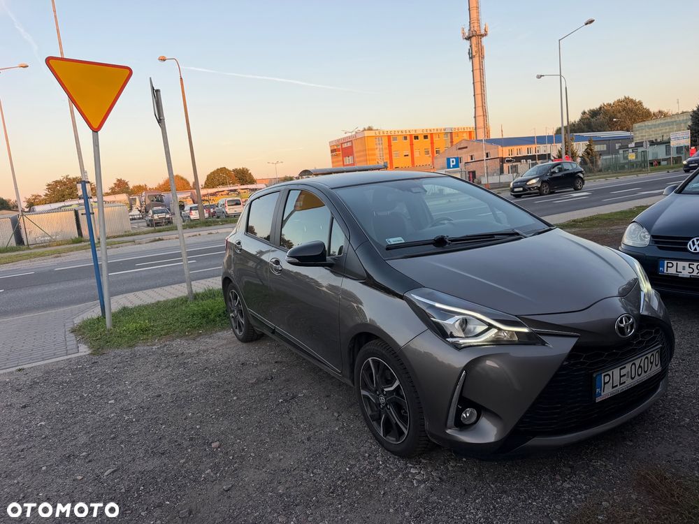Toyota Yaris - 4