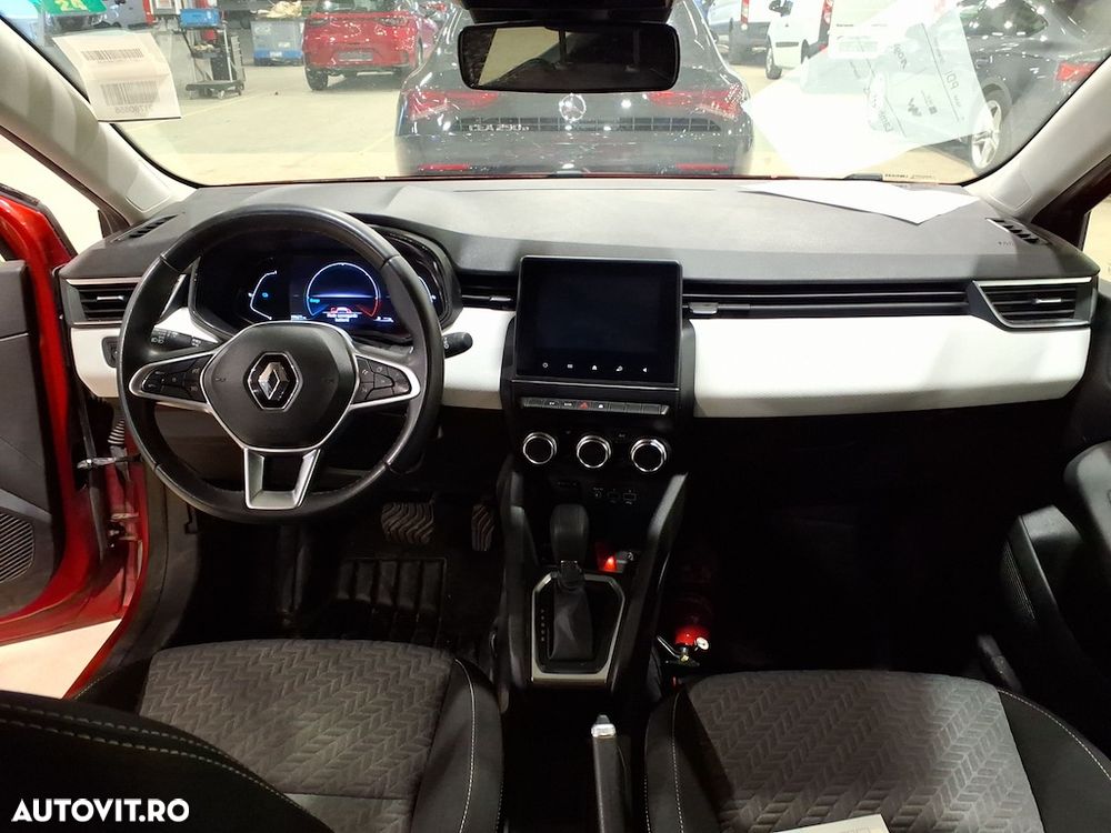 Renault Clio E-TECH 140 INTENS - 3