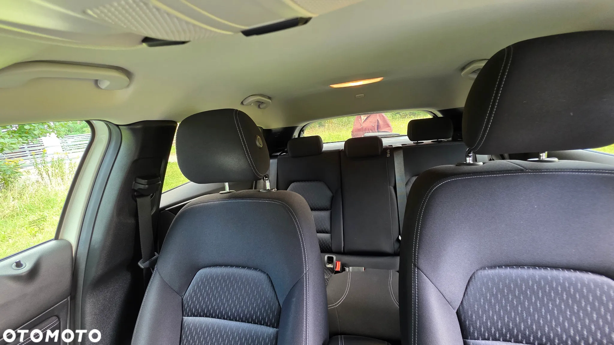 Infiniti Q30 1.6t Luxe 7DCT - 14