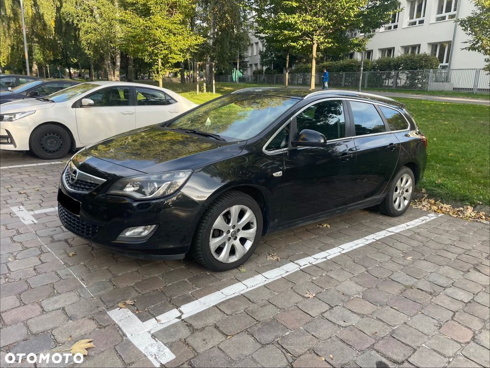 Opel Astra 2011 photo 3