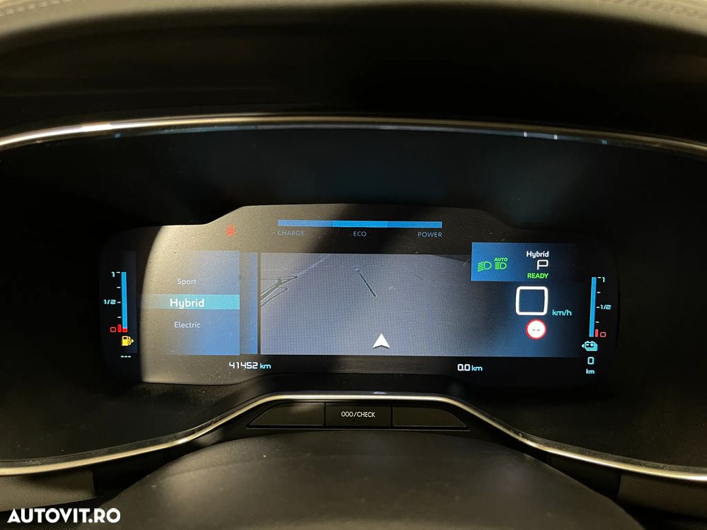 Citroën C5 Aircross 1.6 PHEV FWD 225 EAT8 Shine - 29