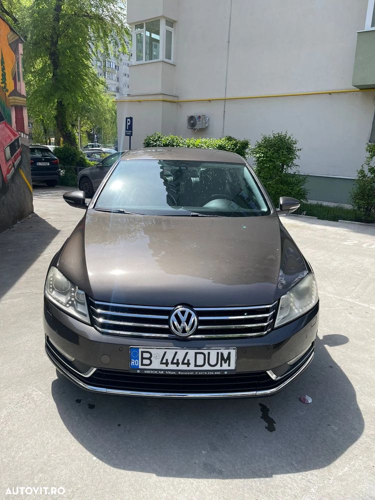 Volkswagen Passat 2.0 TDI BlueMotion Technology DSG Comfortline - 1