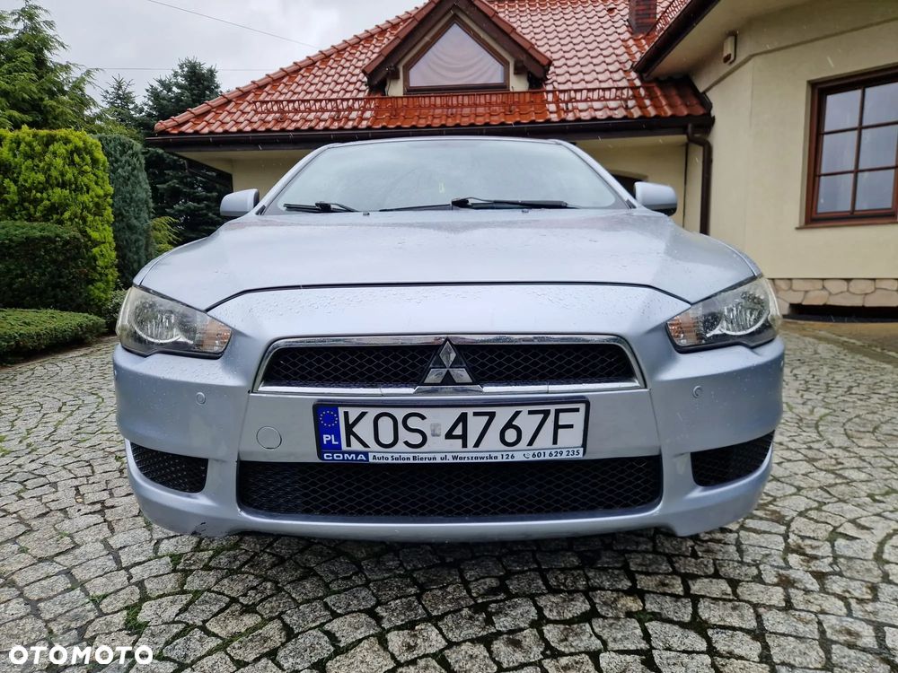 Mitsubishi Lancer 1.5 Invite - 2