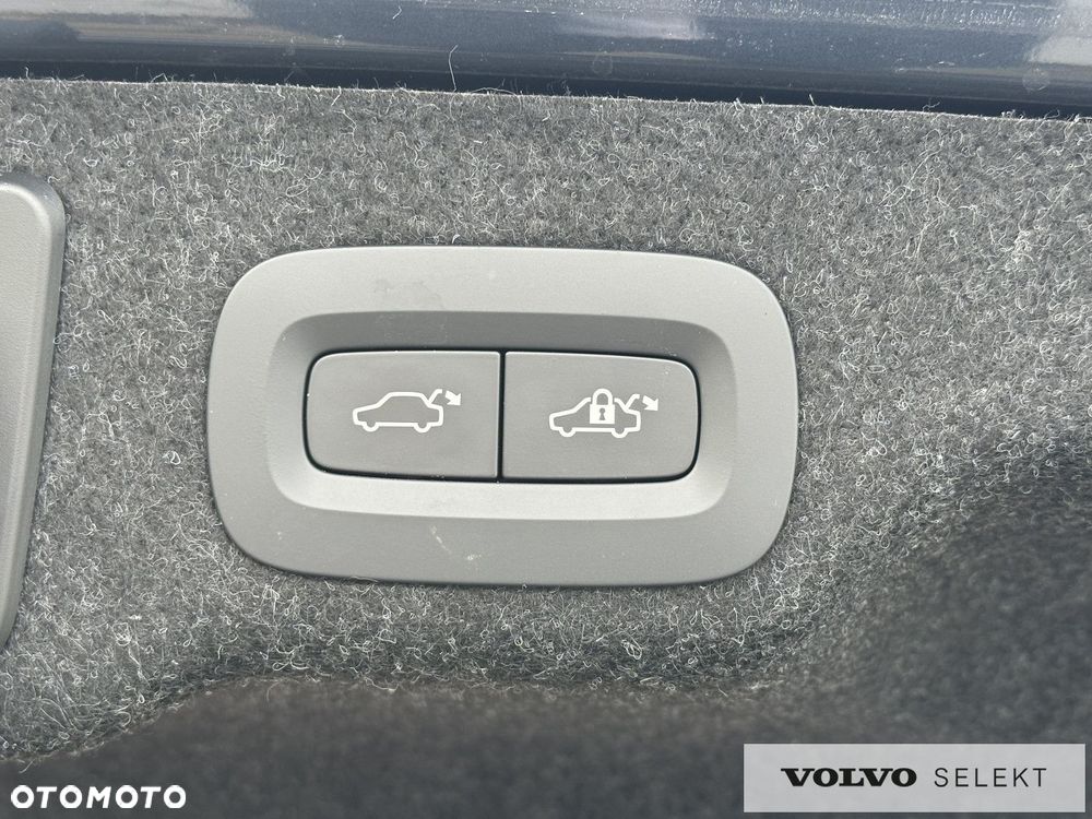 Volvo S90 - 17