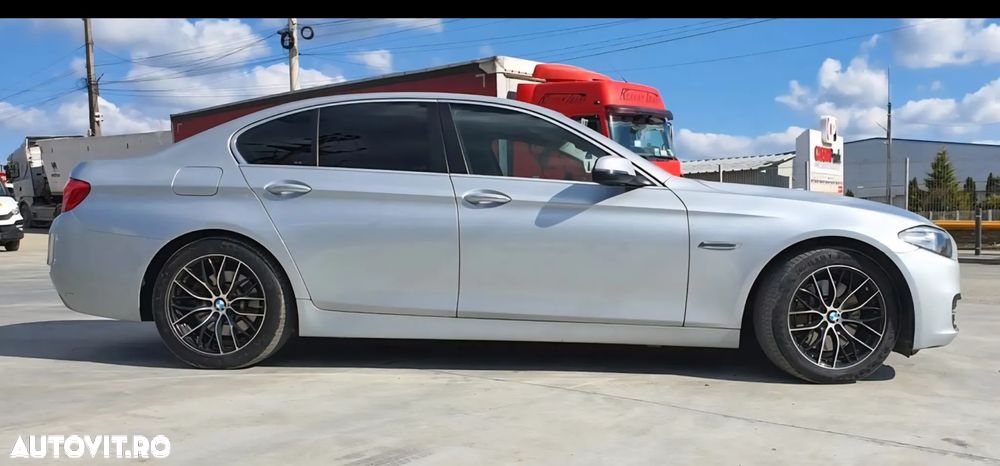 BMW Seria 5 525d Aut. - 8