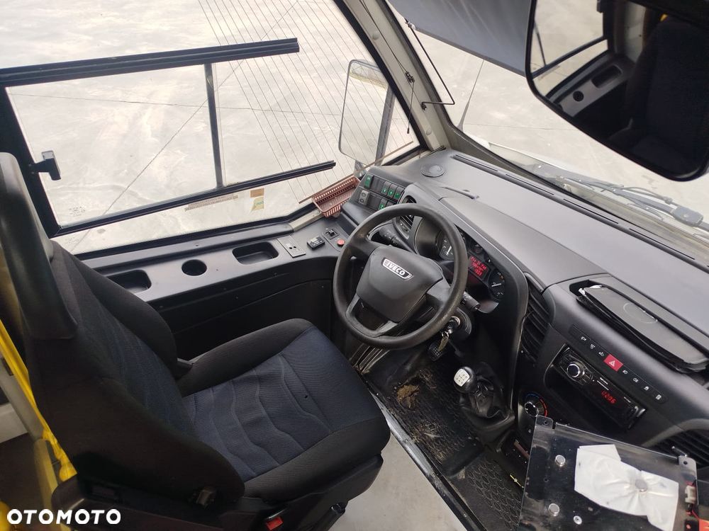 Iveco Daily NEMAN 31+1+1 - 3