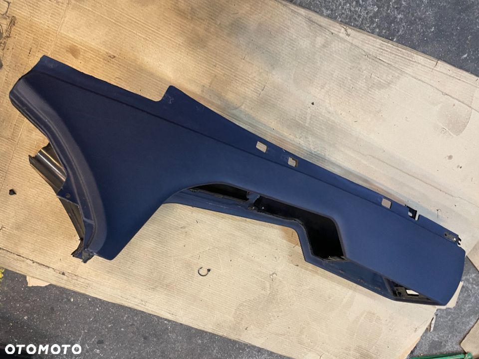 Tunel środkowy niebieski Bmw e38 Europa - 6