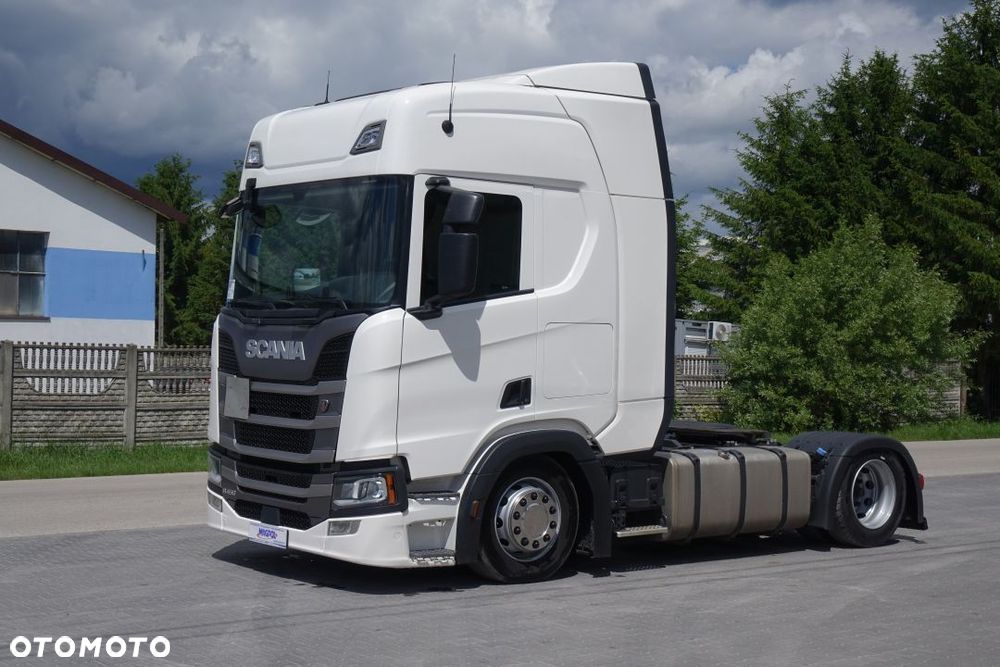 Scania R450 / EURO 6 / MEGA / LOW DECK / AUTOMAT / RETARDER / LODÓWKA  /  2 ZBIORNIKI 700L / PO KONTRAKCIE - 1