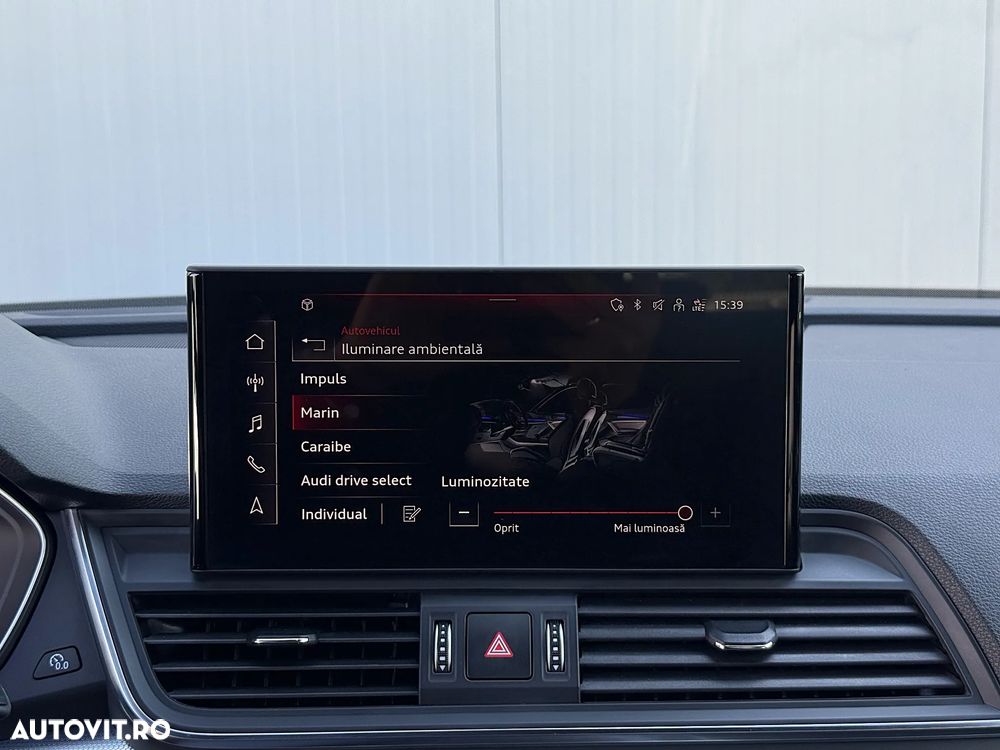 Audi Q5 50 TFSIe quattro S tronic S line business - 34