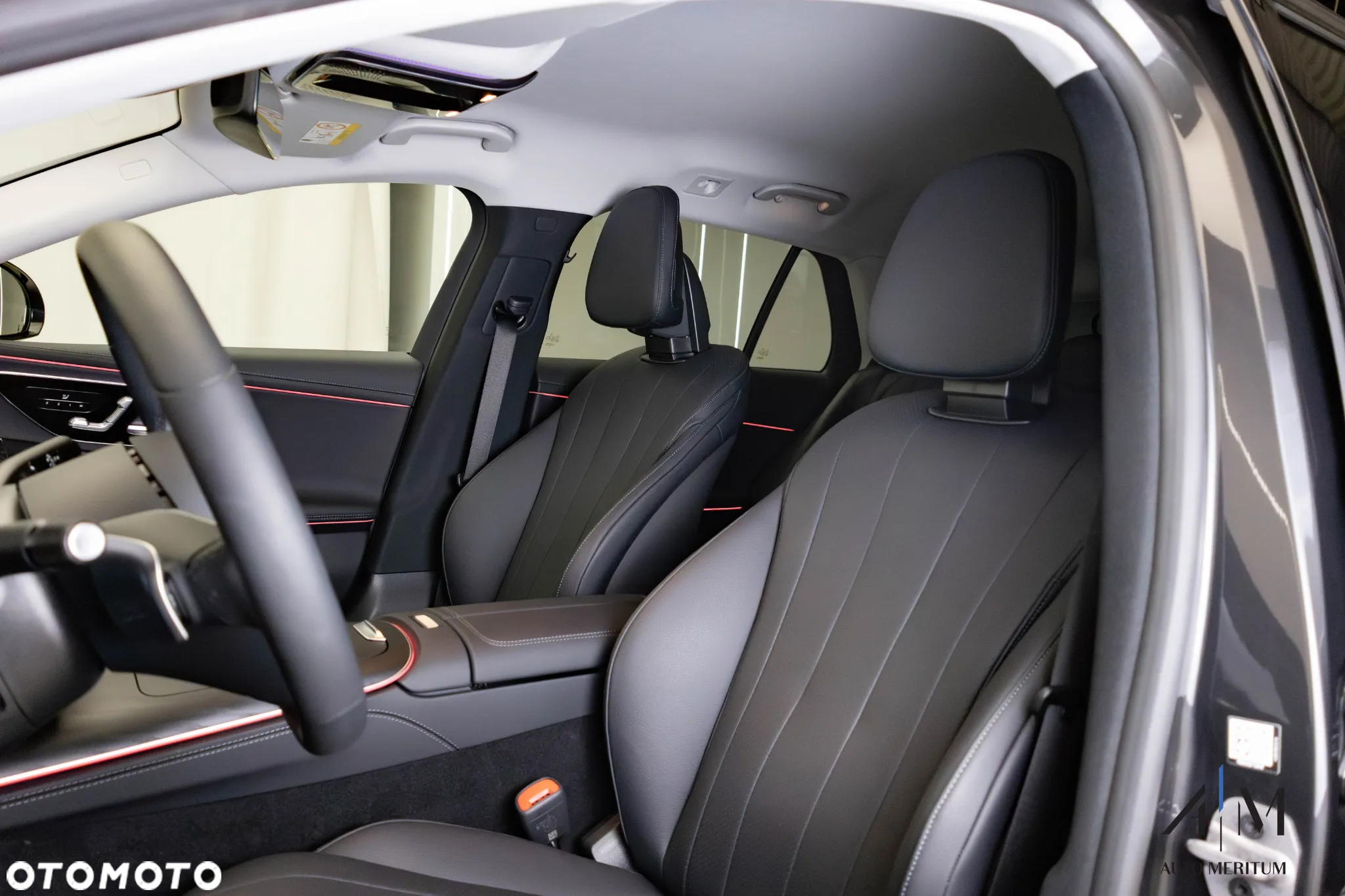 Mercedes-Benz Klasa E 220 d T 4Matic All-Terrain 9G-TRONIC - 24