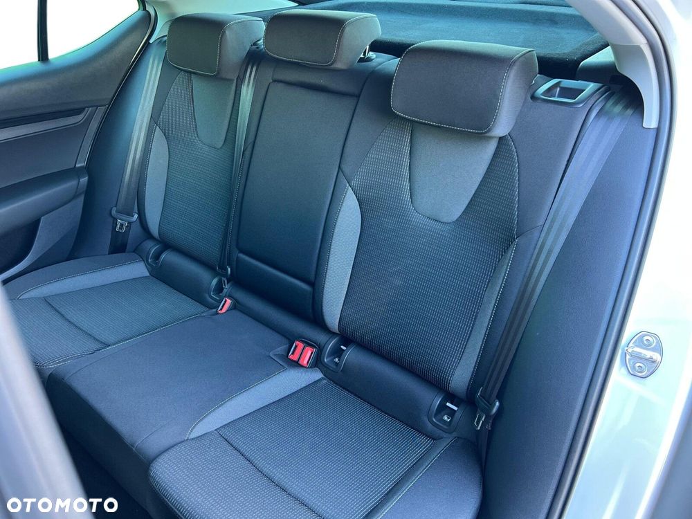 Skoda Octavia 2.0 TDI Selection DSG - 19