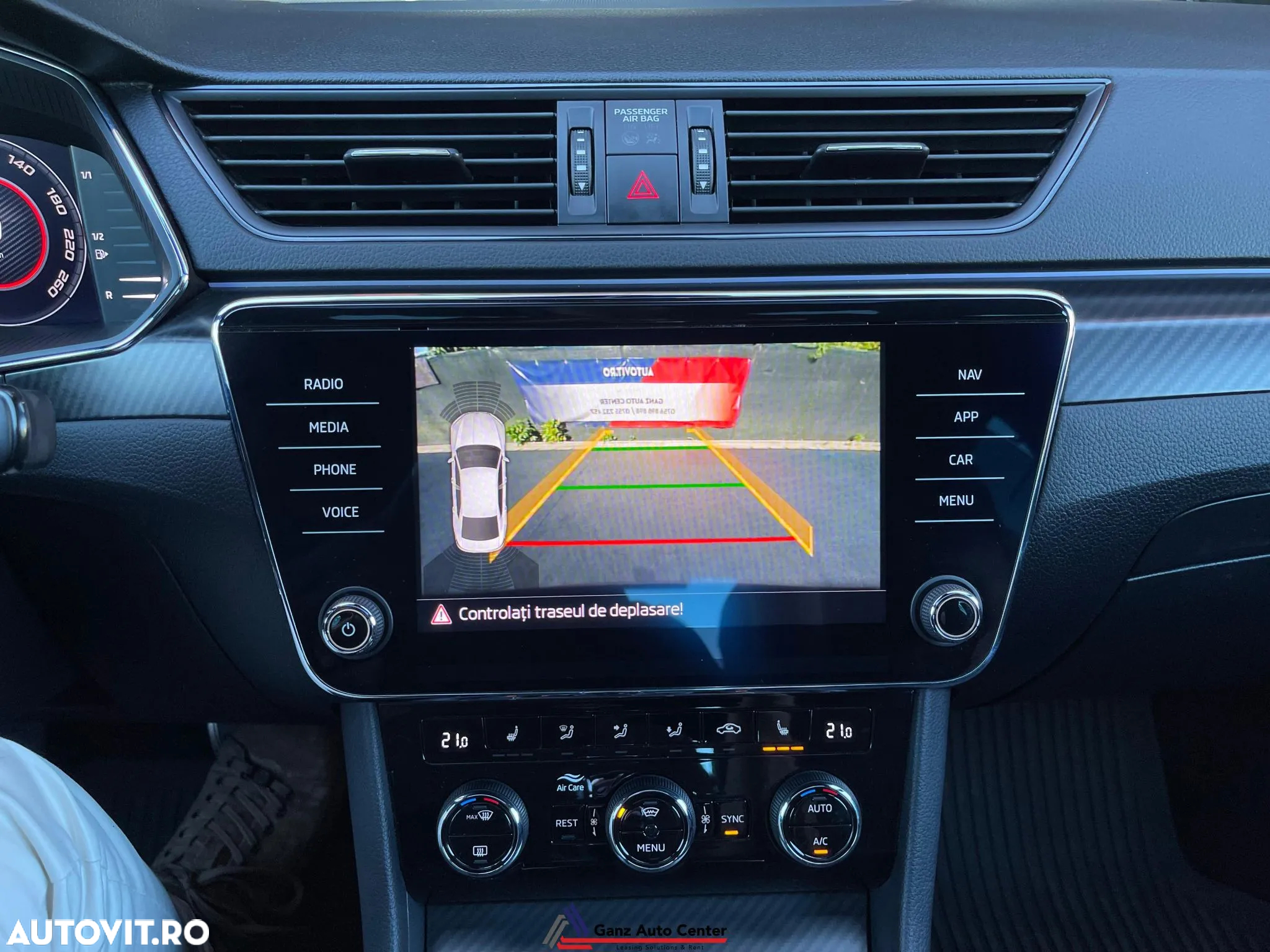 Skoda Superb 2.0 TDI 4X4 DSG Sportline - 30