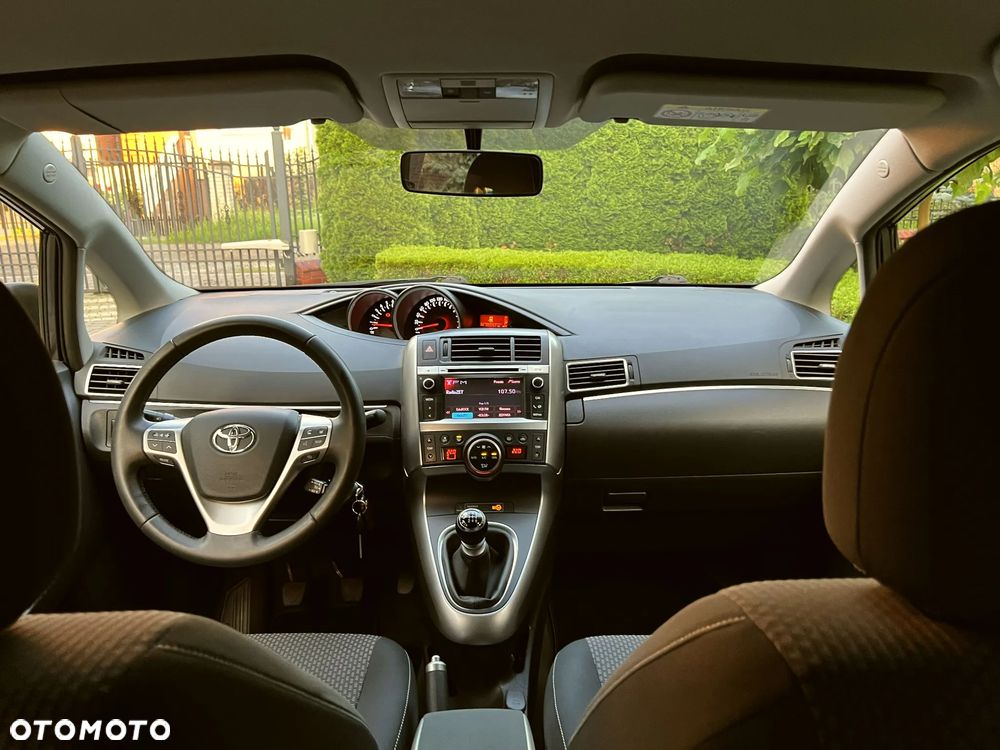 Toyota Verso 1.8 7-Sitzer Comfort - 29