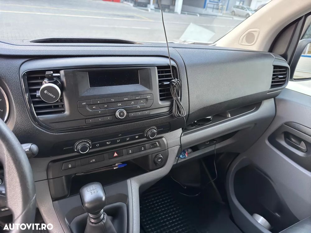 Opel Vivaro - 6