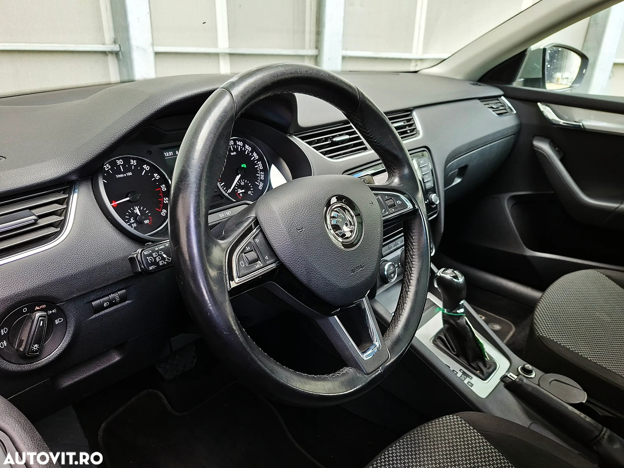 Skoda Octavia 1.6 TDI DSG Style - 15