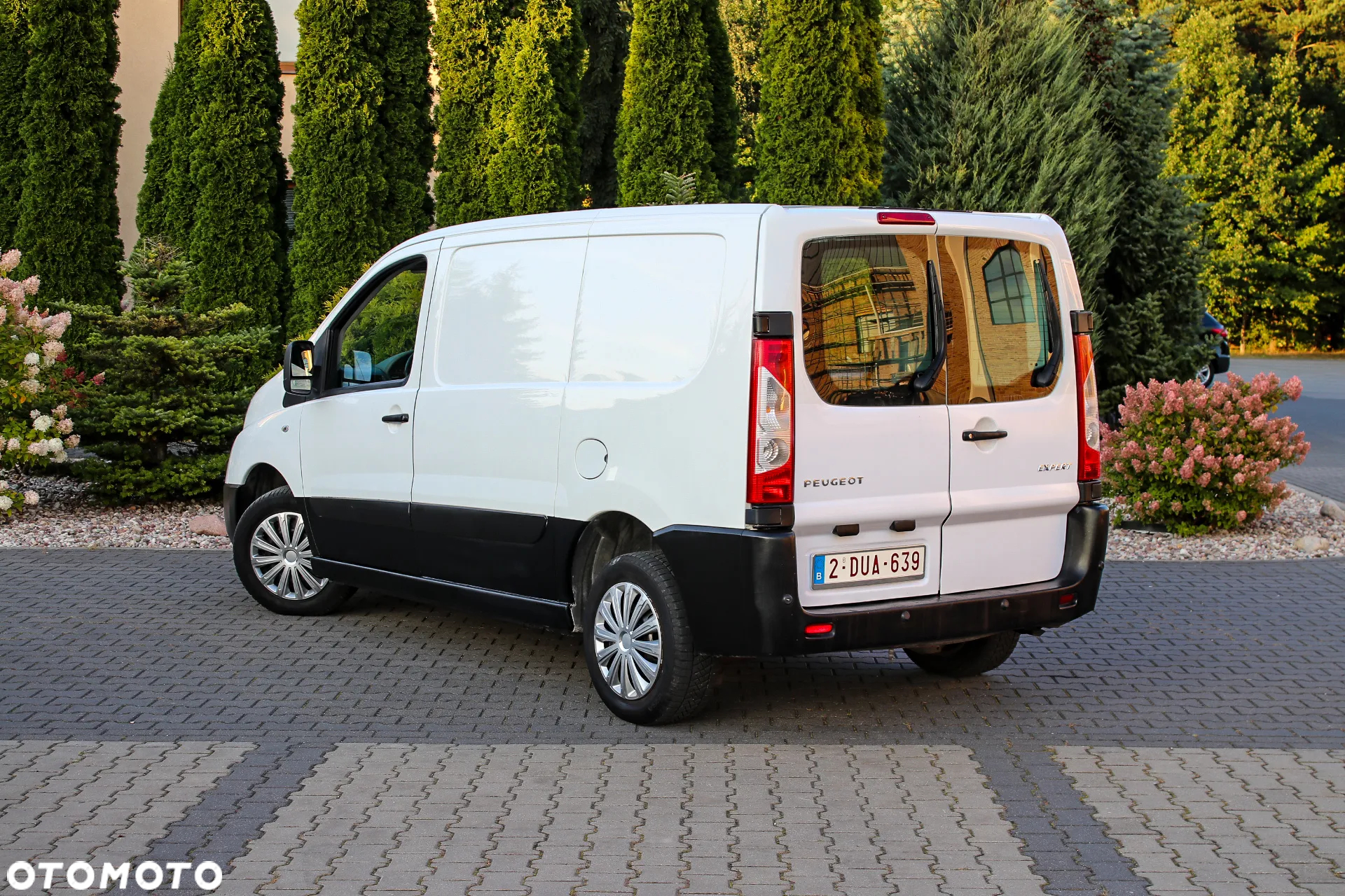 Peugeot Expert - 8