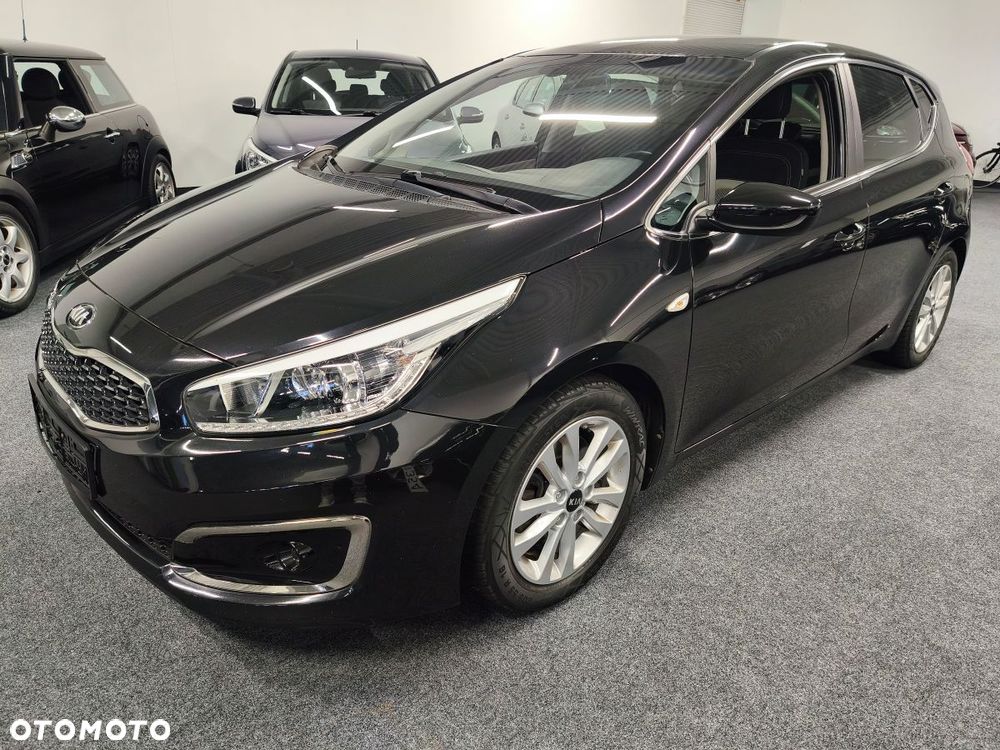 Kia Ceed 1.6 GDI Platinum Edition - 2