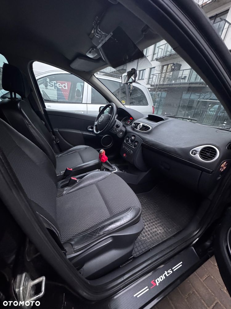 Renault Clio 1.5 dCi Extreme - 10