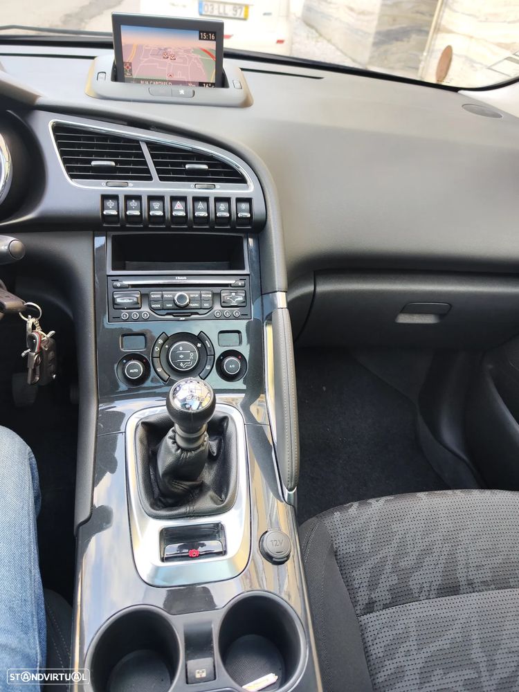 Peugeot 3008 1.6 HDi Allure - 33