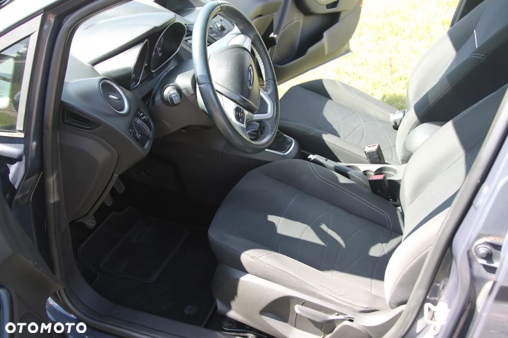 Ford Fiesta - 13
