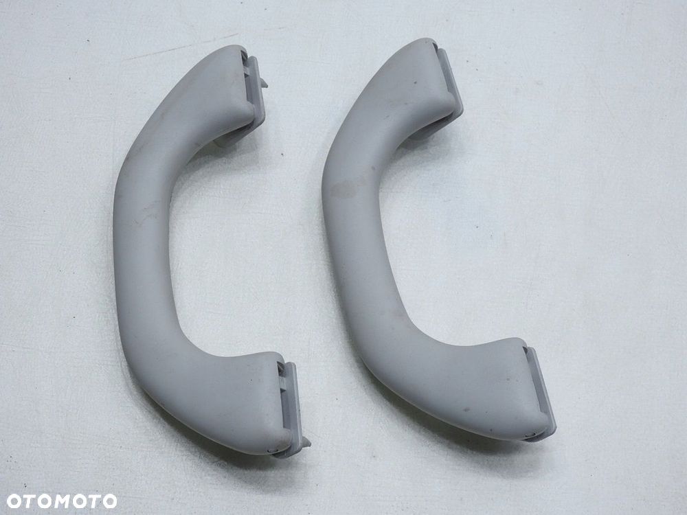 RĄCZKA UCHWYT PODSUFITKI PRZÓD SKODA FABIA II - 2