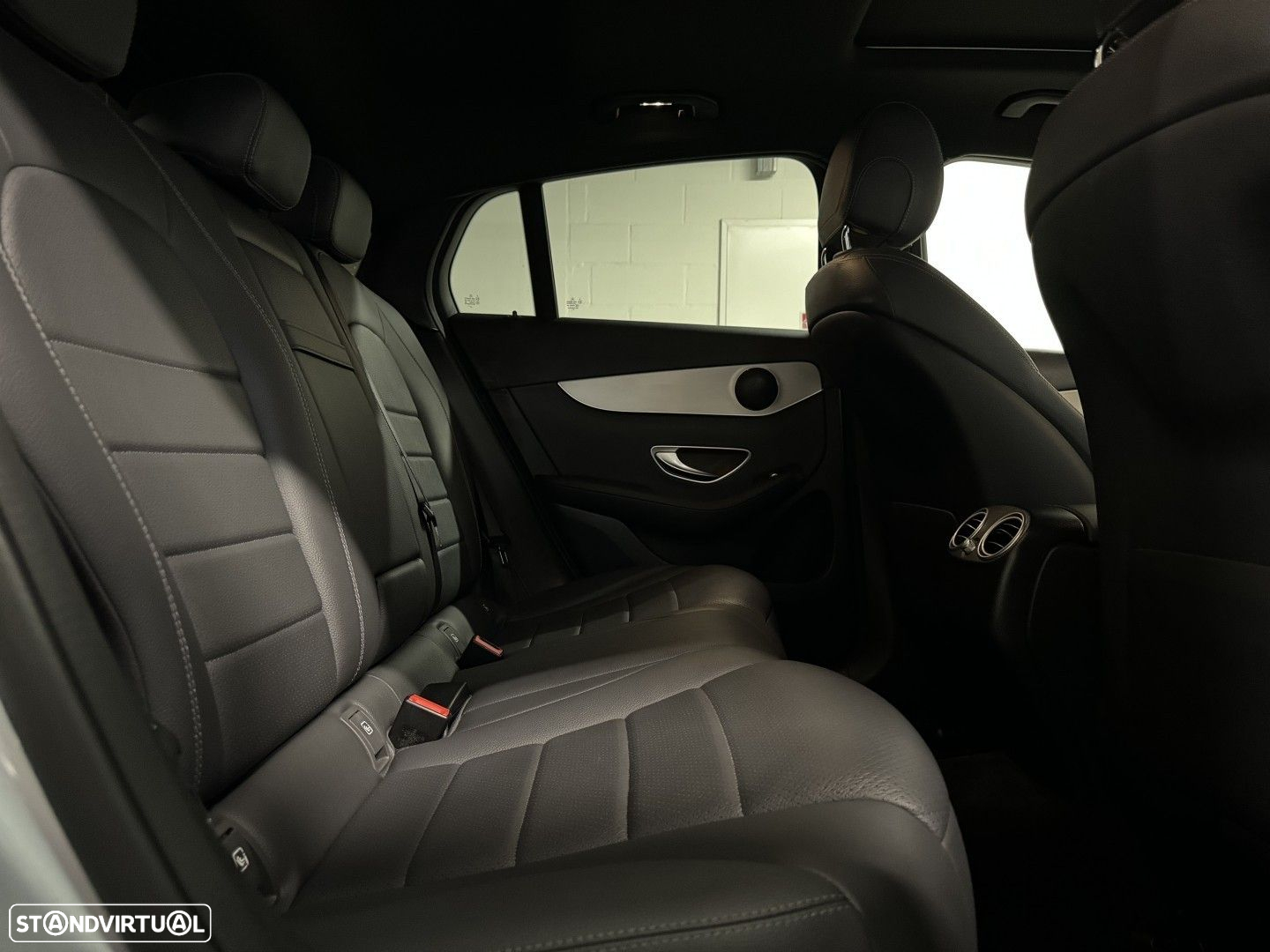 Mercedes-Benz GLC 300 de Coupé 4Matic - 48