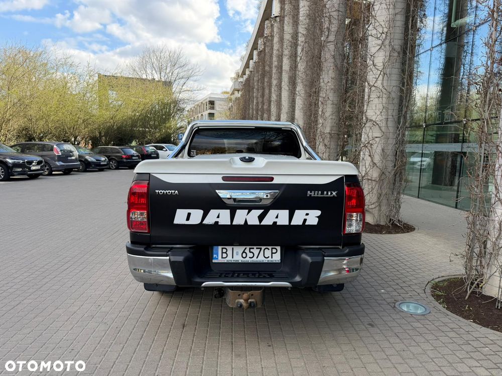 Toyota Hilux 2.4 D-4D Double Cab Dakar 4x4 - 5
