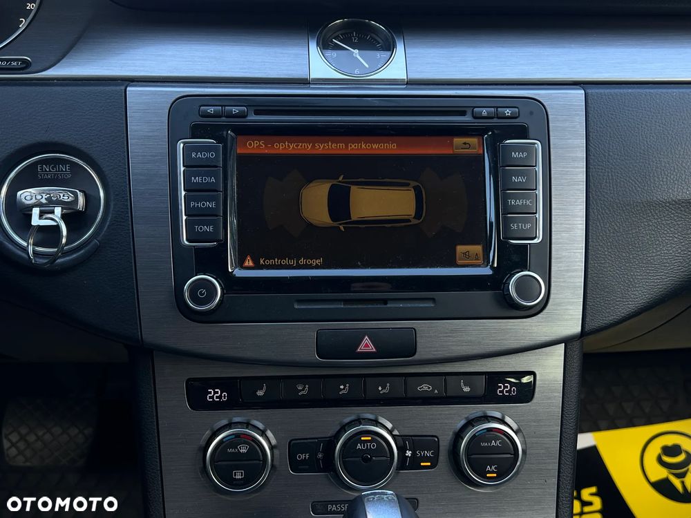 Volkswagen Passat - 18