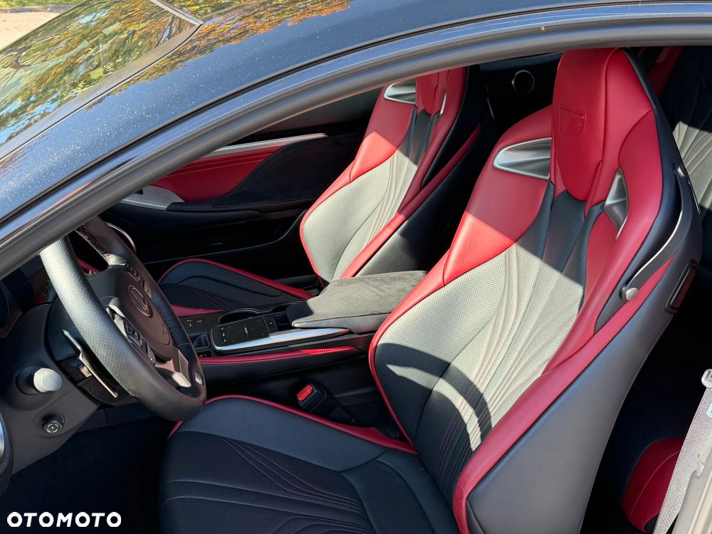 Lexus RC F Ultimate Edition - 40