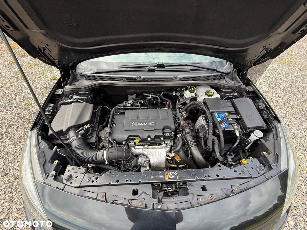Opel Astra 1.4 Turbo Active - 19