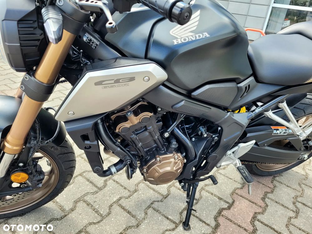 Honda CB - 17