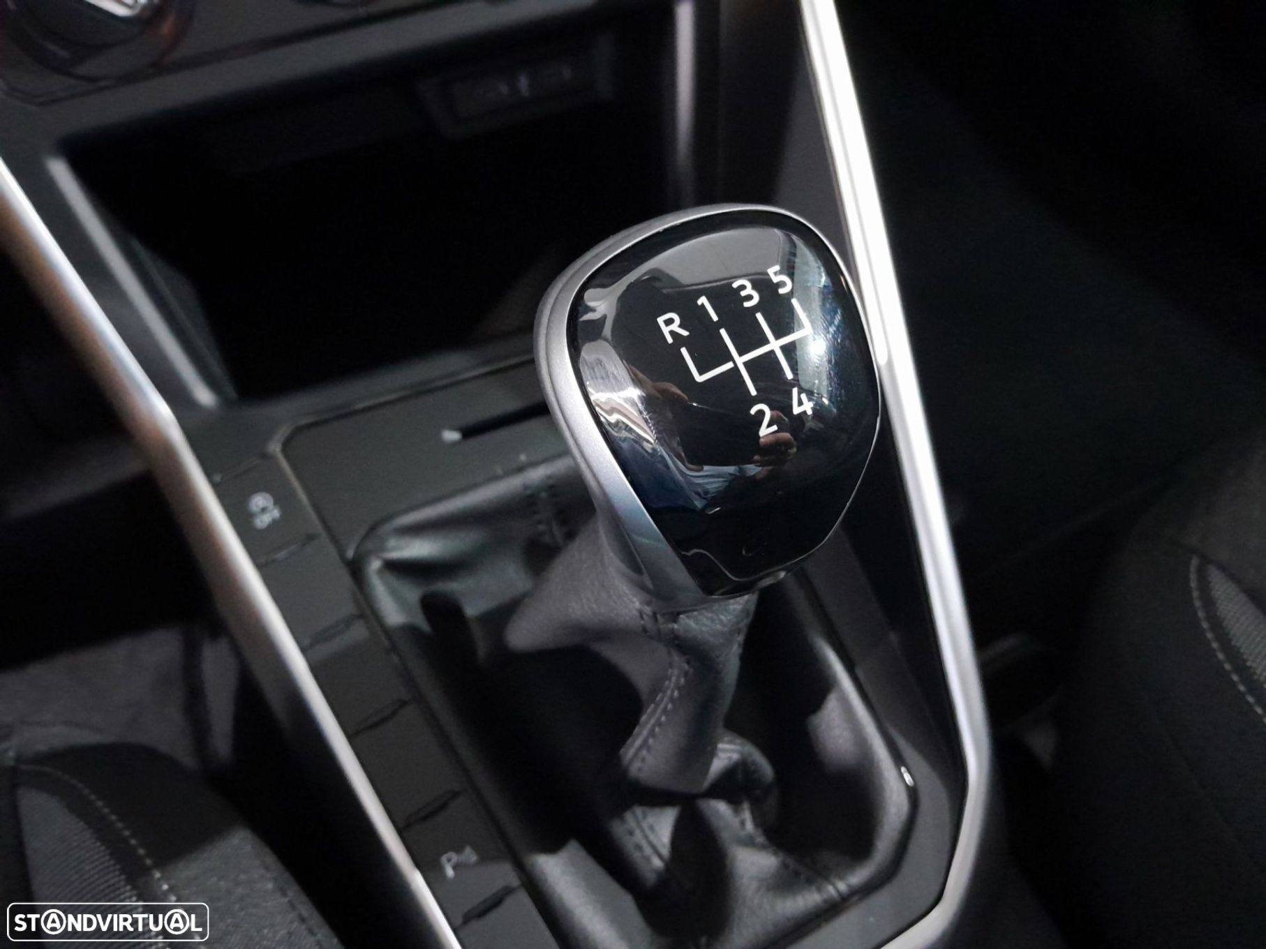 VW Polo 1.0 TSI Urban - 18