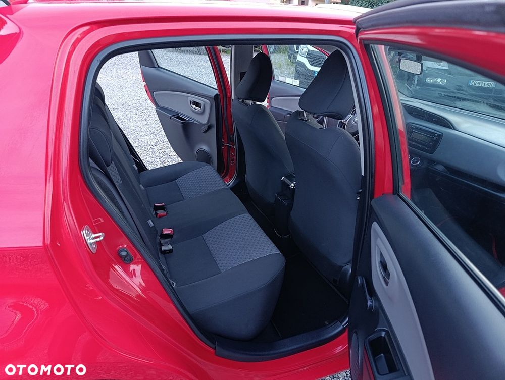 Toyota Yaris 1.0 Sol - 16