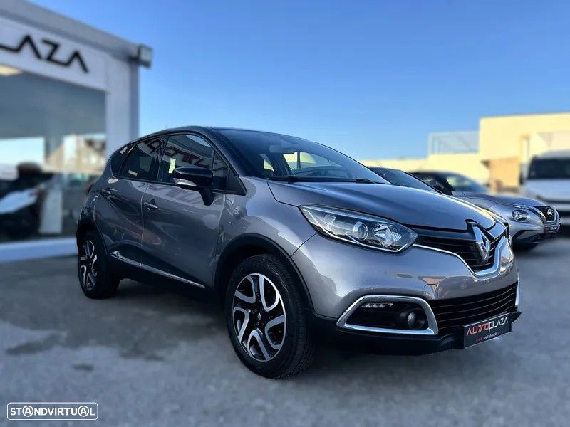Renault Captur 1.2 TCe Exclusive EDC - 4