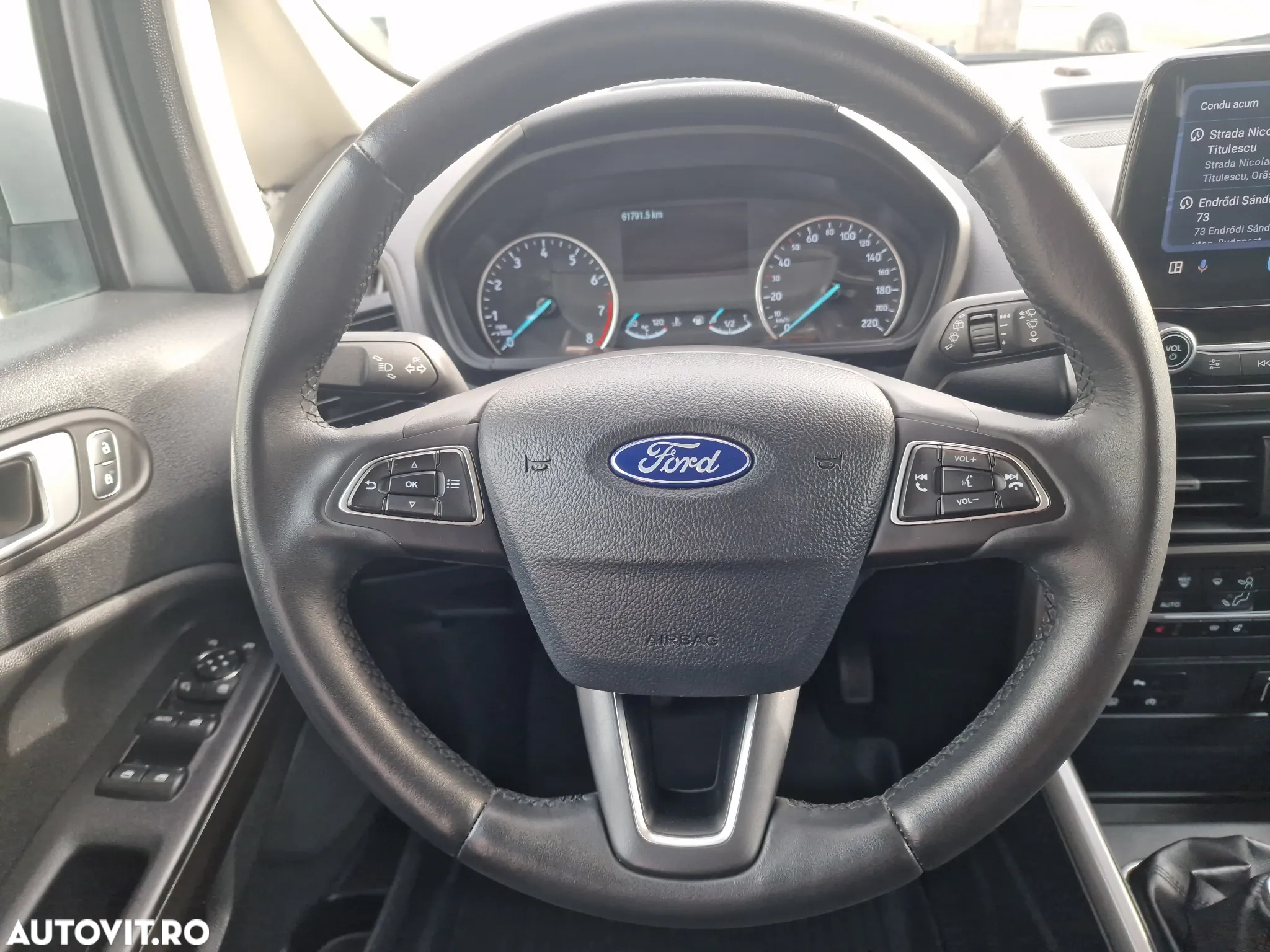 Ford EcoSport 1.0 EcoBoost Titanium - 24