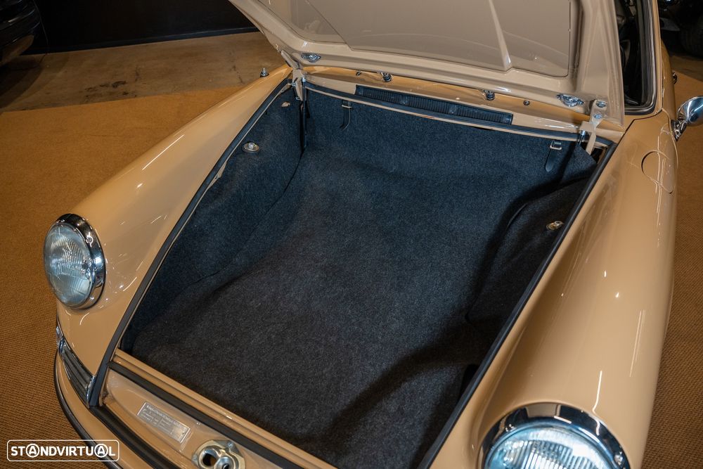 Porsche 911 Série F — fotografia 32