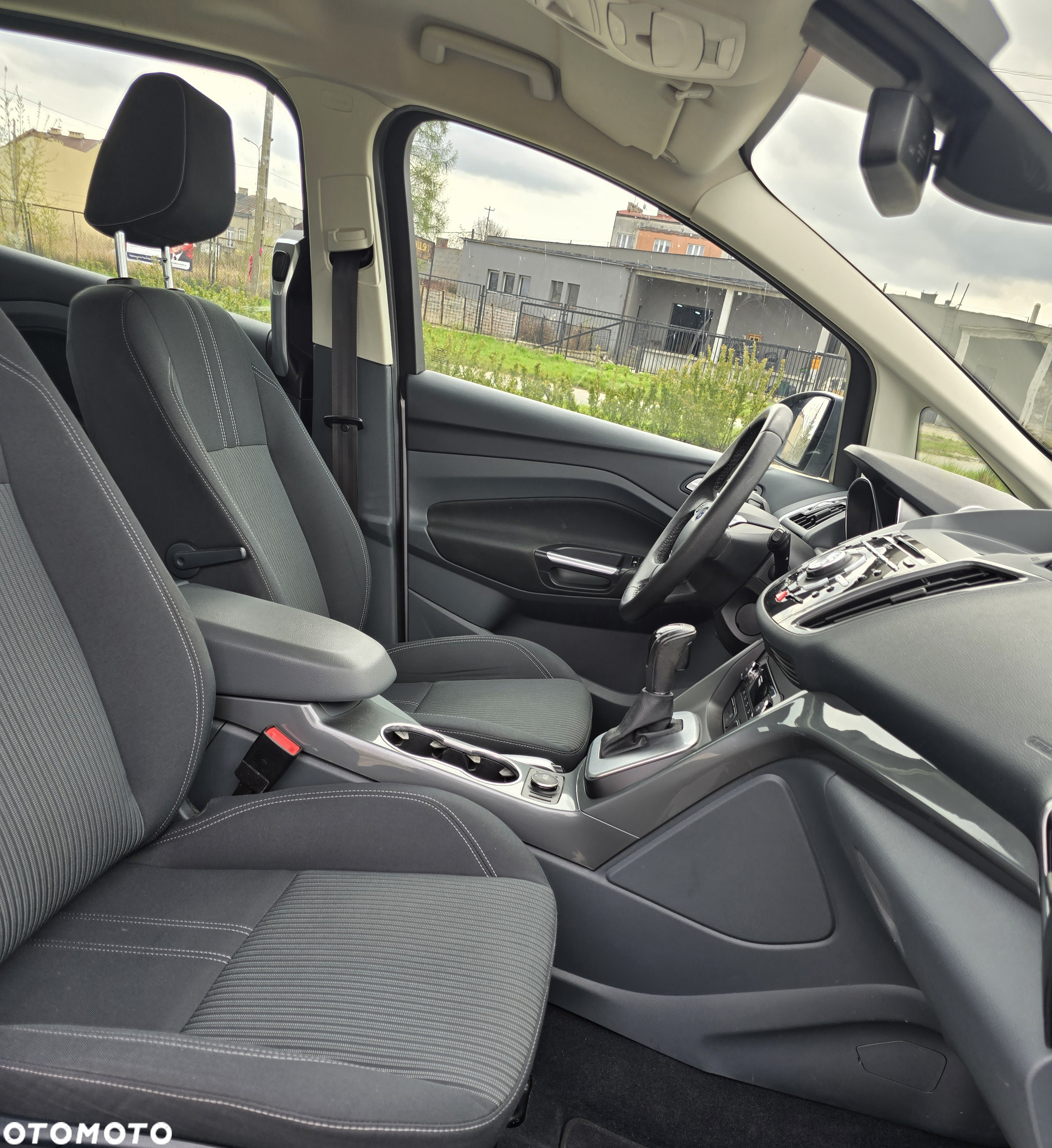 Ford Grand C-MAX 2.0 TDCi Titanium - 20