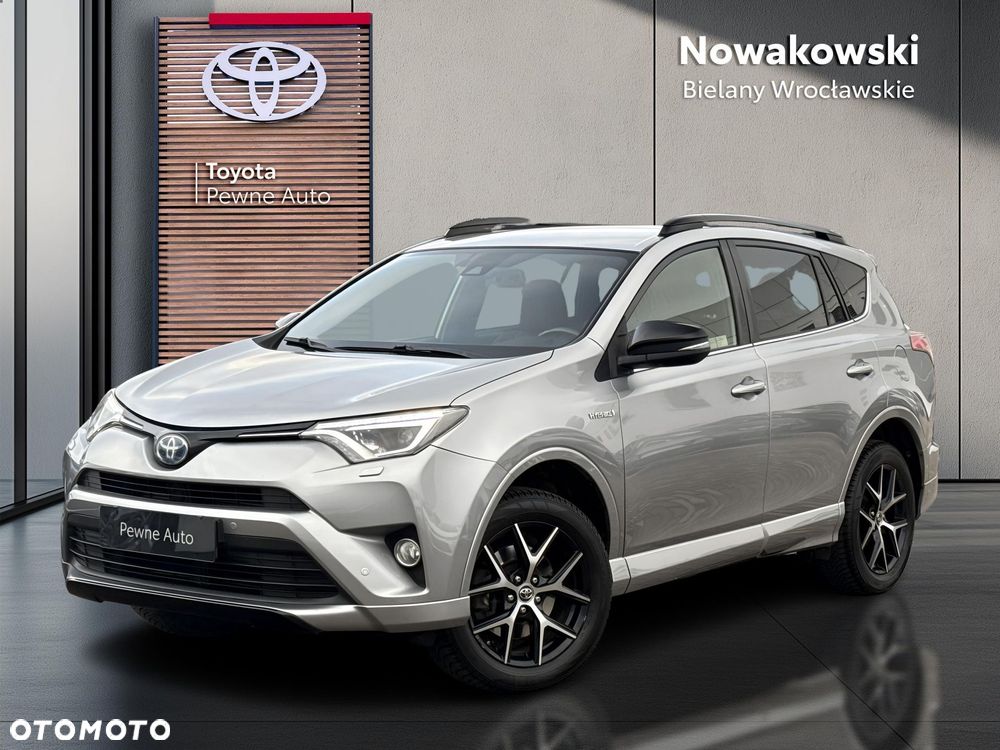 Toyota RAV4 - 1