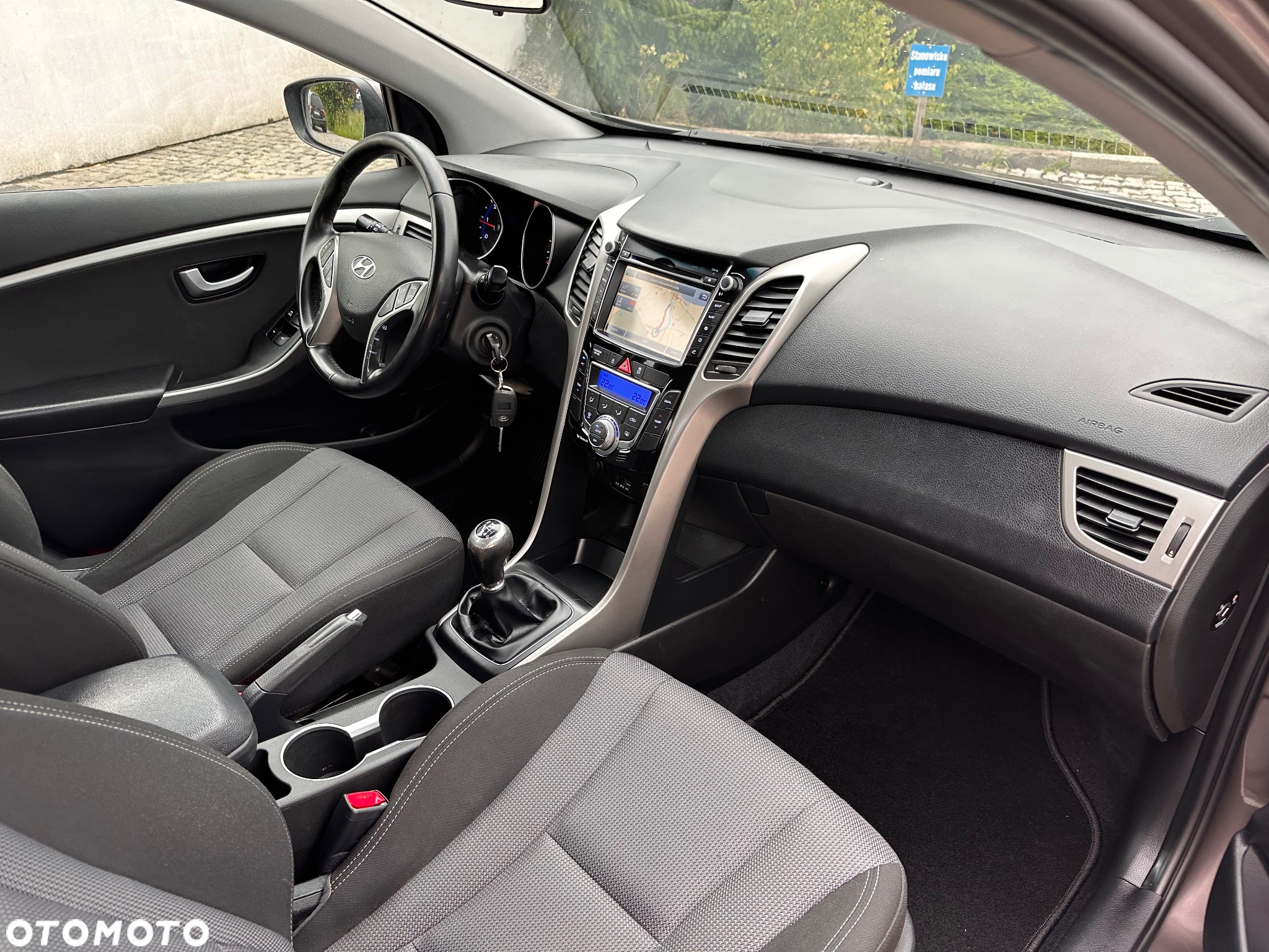 Hyundai i30 1.6 CRDi BlueDrive Premium - 6